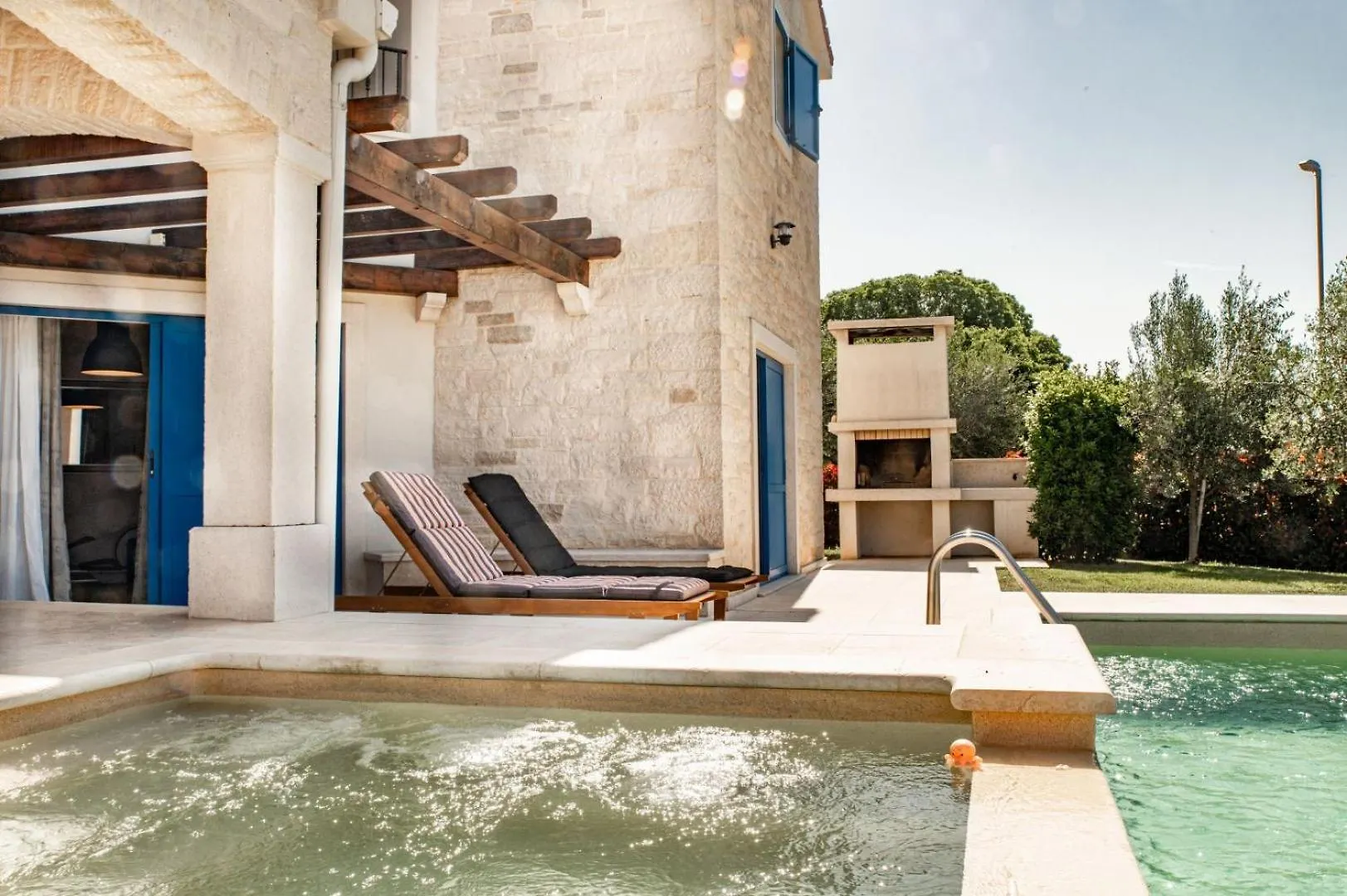 Beautiful Villa Torre I With Whirlpool In Tar Tar-Vabriga